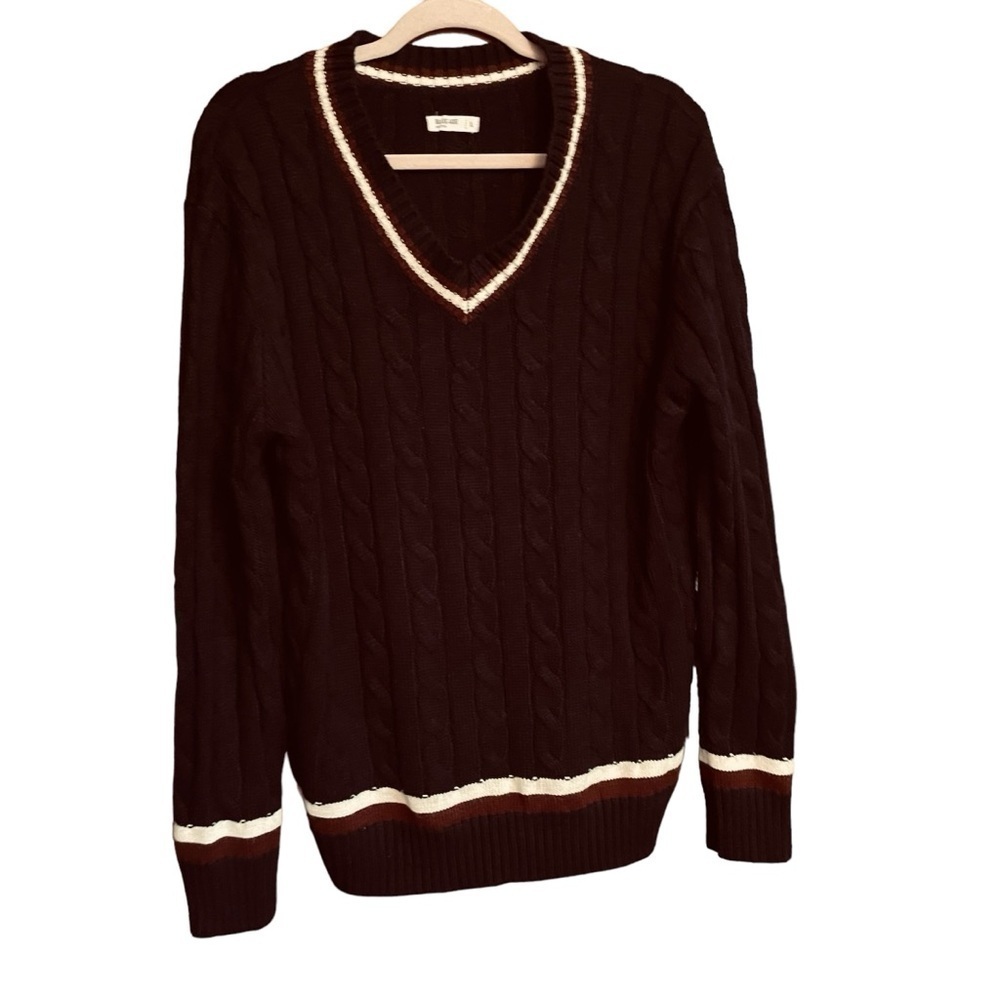 Blue Age CollectionNavy Chunky Knit V Neck-Pullover- Trim Cream/burgundy Size L